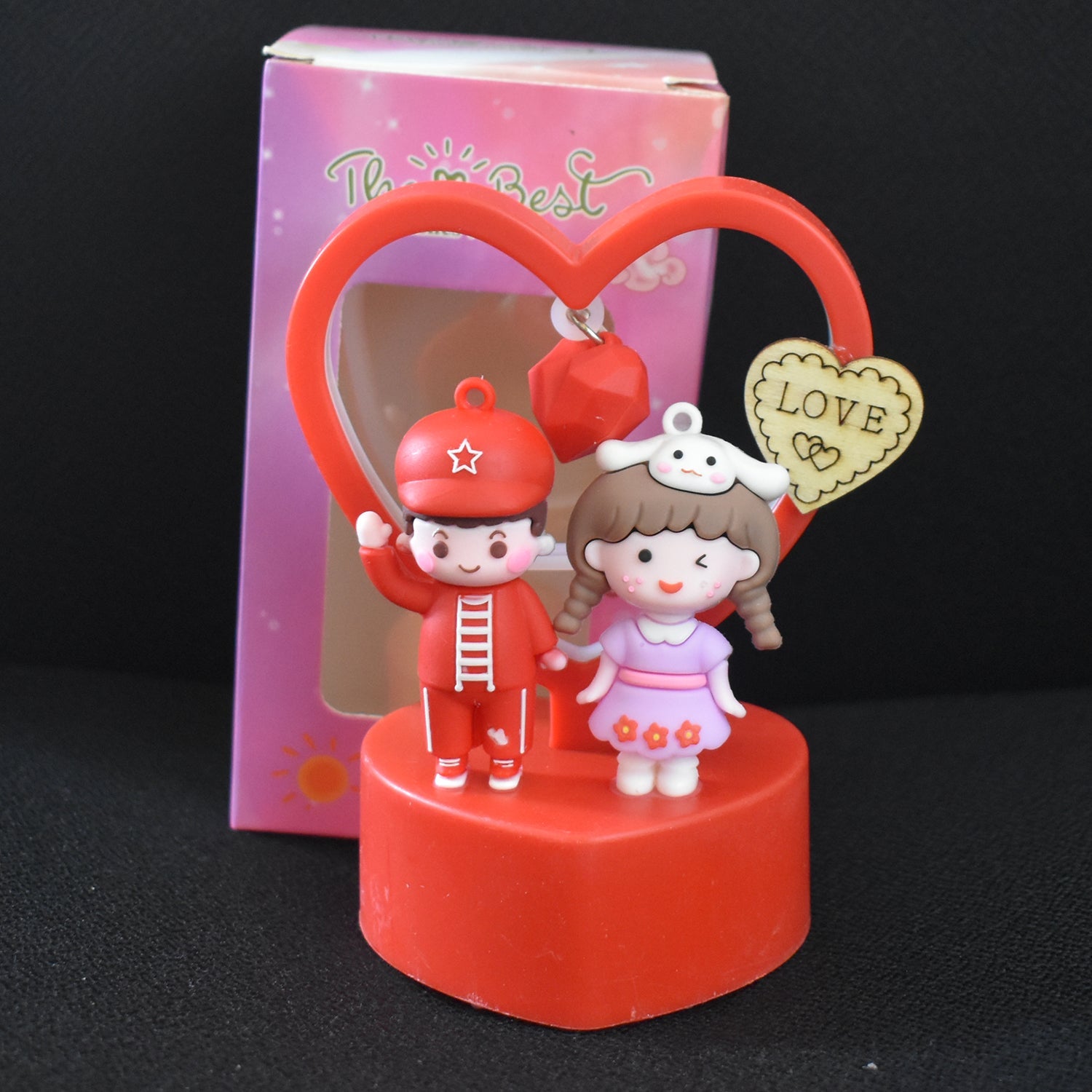 Cute Romantic Couple Love Showpiece with Heart Frame (1 Pc) Cute Romantic Couple Love Showpiece with Heart Frame (1 Pc)